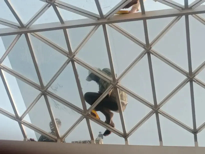 Pentasquare, window film by Protek Devices